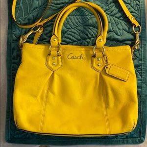 Vintage Coach Small Yellow Leather Bag - Authentic with Crossbody Strap